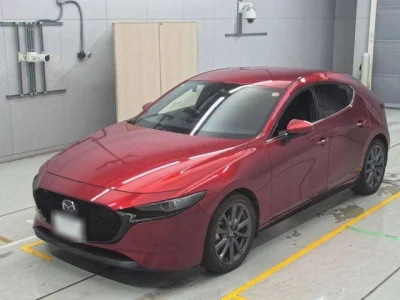 Mazda MAZDA3  с аукциона в Японии