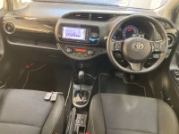Toyota VITZ лот № 3006 оценка 4  с аукциона в Японии 2