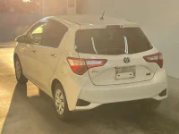 Toyota VITZ лот № 3006 оценка 4  с аукциона в Японии 4