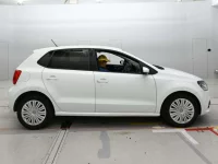 Volkswagen POLO лот № 38208 оценка RA  с аукциона в Японии 2