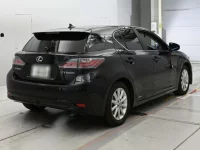 Lexus CT лот № 10227 оценка 3.5  с аукциона в Японии 1