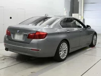 BMW 5-Series лот № 38209 оценка 5  с аукциона в Японии 1