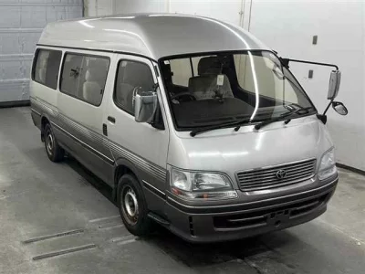 Toyota HIACE  с аукциона в Японии
