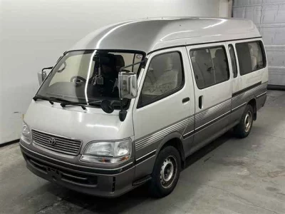 Toyota HIACE  с аукциона в Японии