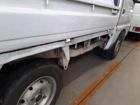 Suzuki CARRY TRUCK лот № 9325 оценка 3  с аукциона в Японии 10