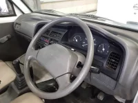 Suzuki CARRY TRUCK лот № 9325 оценка 3  с аукциона в Японии 8