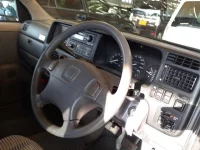 Honda STEP WAGON лот № 10232 оценка 3.5  с аукциона в Японии 8