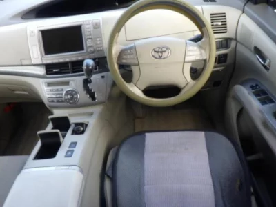 Toyota ESTIMA HYBRID