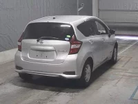 Nissan NOTE лот № 703 оценка 3.5  с аукциона в Японии 1