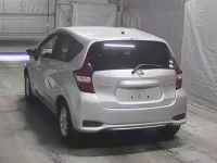 Nissan NOTE лот № 703 оценка 3.5  с аукциона в Японии 7