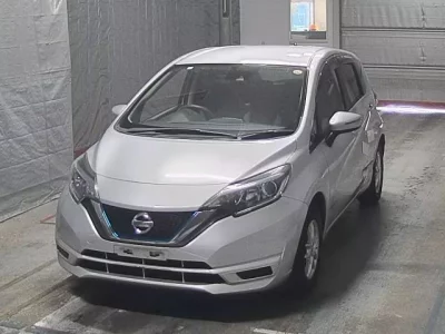 Nissan NOTE  с аукциона в Японии