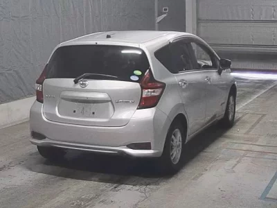 Nissan NOTE  с аукциона в Японии