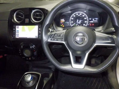 Nissan NOTE  с аукциона в Японии