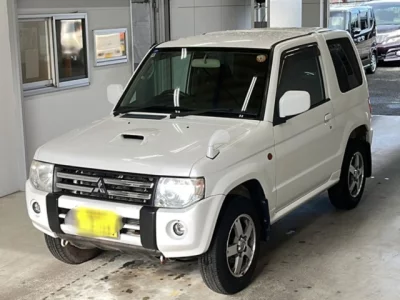 Mitsubishi PAJERO MINI