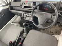 Daihatsu HIJET TRUCK лот № 3017 оценка 4  с аукциона в Японии 2