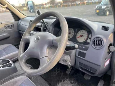 Nissan CARAVAN  с аукциона в Японии