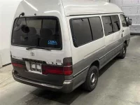 Toyota HIACE лот № 85090 оценка R  с аукциона в Японии 4