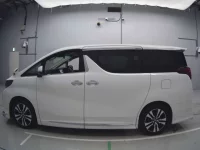Toyota ALPHARD лот № 30003 оценка 4.5  с аукциона в Японии 3