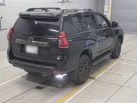 Toyota LAND CRUISER PRADO лот № 30004 оценка 4.5  с аукциона в Японии 1