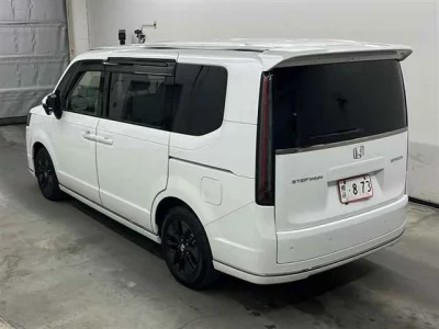 Honda STEP WAGON  с аукциона в Японии