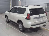 Toyota LAND CRUISER PRADO лот № 30006 оценка 4  с аукциона в Японии 5