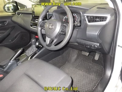 Toyota COROLLA TOURING  с аукциона в Японии