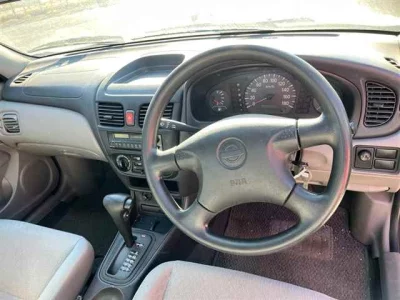 Nissan SYLPHY  с аукциона в Японии