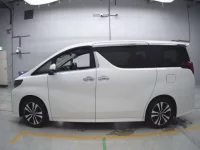 Toyota ALPHARD лот № 30009 оценка RA  с аукциона в Японии 3