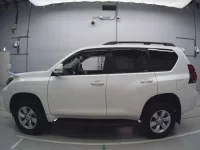 Toyota LAND CRUISER PRADO лот № 30008 оценка 4  с аукциона в Японии 3
