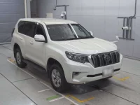 Toyota LAND CRUISER PRADO лот № 30010 оценка 4  с аукциона в Японии 4