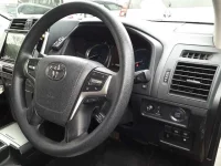 Toyota LAND CRUISER PRADO лот № 30010 оценка 4  с аукциона в Японии 6