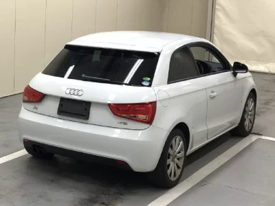 Audi A1  с аукциона в Японии