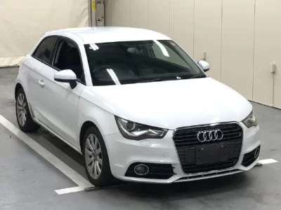 Audi A1  с аукциона в Японии