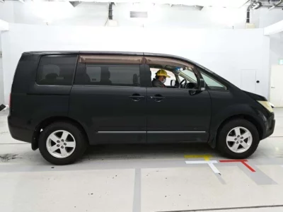 Mitsubishi DELICA D5  с аукциона в Японии