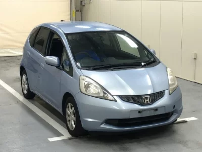 Honda FIT  с аукциона в Японии