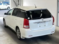 Toyota WISH лот № 3052 оценка 3.5  с аукциона в Японии 4
