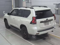 Toyota LAND CRUISER PRADO лот № 30014 оценка RA  с аукциона в Японии 5