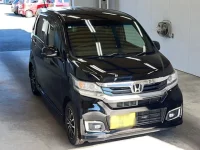Honda N WGN лот № 3054 оценка 4  с аукциона в Японии 3