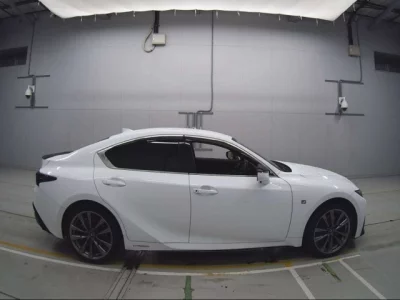 Lexus IS  с аукциона в Японии