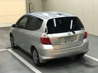 Honda FIT лот № 3711 оценка 3.5  с аукциона в Японии 1