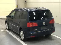 Volkswagen GOLF TOURAN лот № 3709 оценка 4  с аукциона в Японии 1