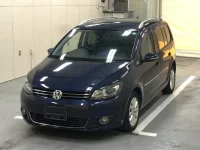Volkswagen GOLF TOURAN лот № 3709 оценка 4  с аукциона в Японии 2