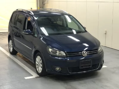 Volkswagen GOLF TOURAN  с аукциона в Японии