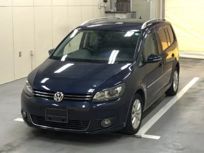 Volkswagen GOLF TOURAN  с аукциона в Японии
