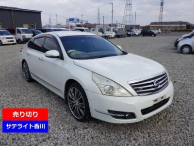 Nissan TEANA