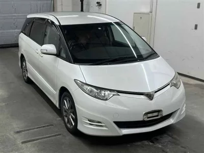 Toyota ESTIMA  с аукциона в Японии