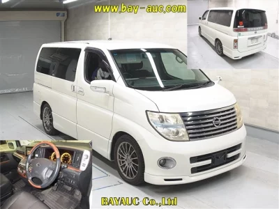 Nissan ELGRAND  с аукциона в Японии