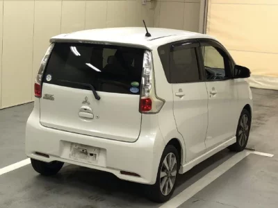 Mitsubishi EK CUSTOM