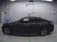 Toyota CROWN лот № 30032 оценка 3.5  с аукциона в Японии 3