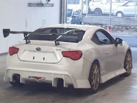 Subaru BRZ лот № 2523 оценка R  с аукциона в Японии 4